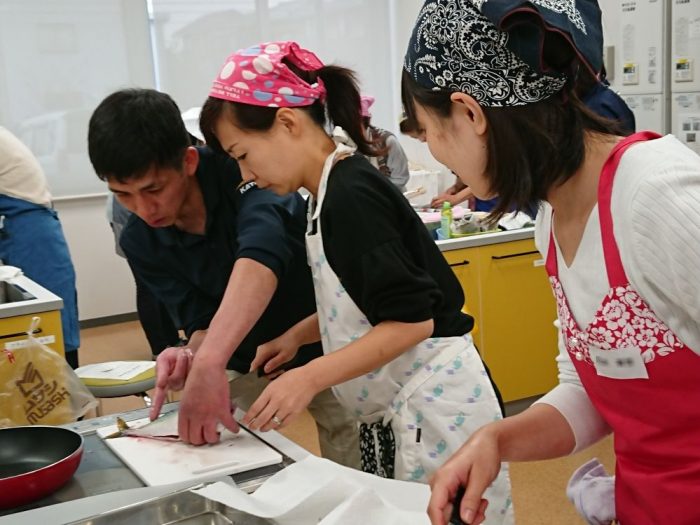 プロから学ぶ 魚のさばき方教室 を開催しました 生活協同組合コープいしかわ